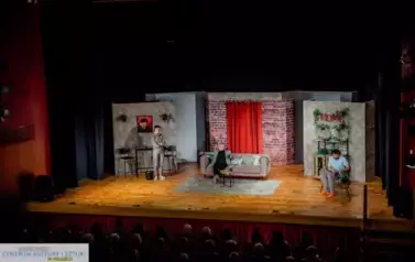 Spektakl komediowy "Wesoły wdowiec" w wykonaniu Teatru TeTaTeT