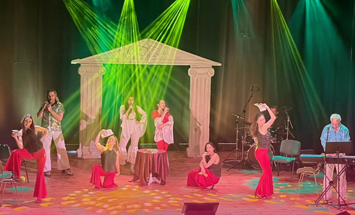 Fragment widowiska "Mamma Mia"