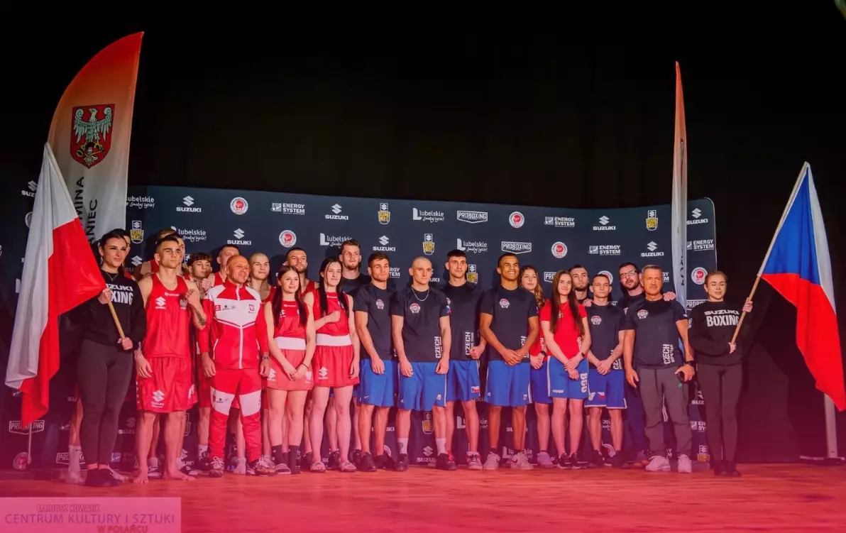 Zdjęcie do CKiSz w Połańcu gościło uczestnik&oacute;w Gali Suzuki Boxing Night 35 