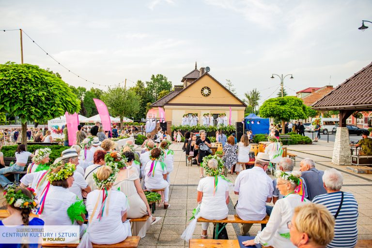 Na scenie zaprezentowały się również dziewczęta ze Studia Piosenki "Sidus"